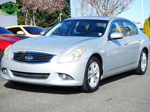 Used 2012 INFINITI G25 Journey image 1