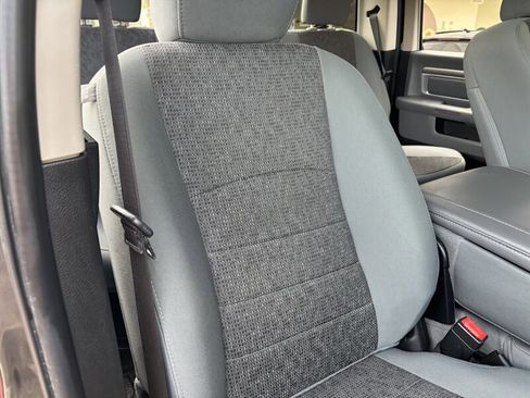 Used 2018 RAM 3500 Big Horn image 37