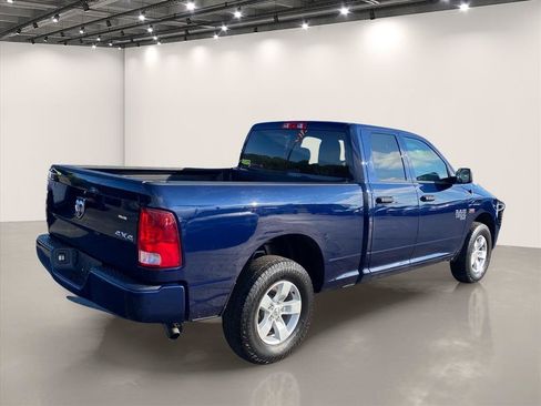 Used 2019 RAM 1500 Express AWD/4WD image 7