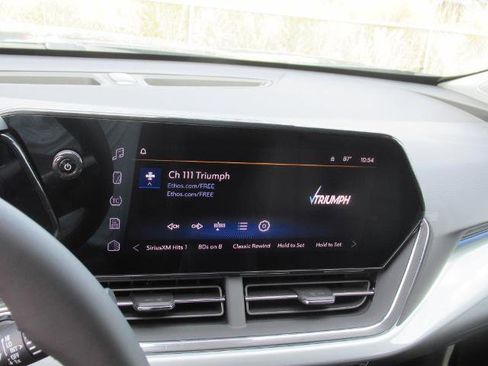 New 2025 Chevrolet Trax LT w/ Driver Confidence Package image 22