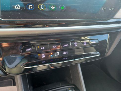Used 2023 Chevrolet Bolt LT FWD image 13