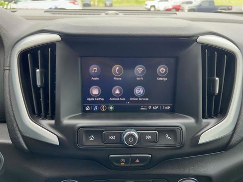 Used 2024 GMC Terrain SLE w/ Driver Convenience Package FWD image 20