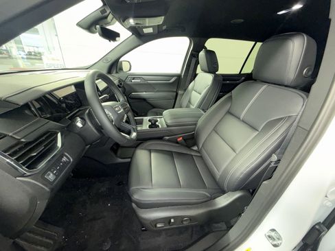 New 2026 GMC Acadia Elevation image 13