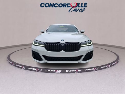 Used 2023 BMW 530i xDrive w/ M Sport Package AWD/4WD image 2
