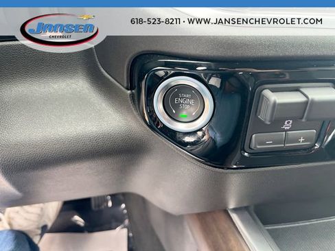 Used 2025 Chevrolet Silverado 1500 High Country w/ Technology Package AWD/4WD image 16