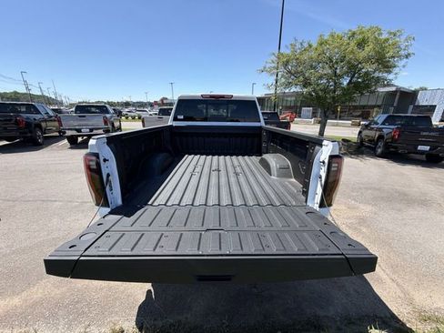 New 2026 GMC Sierra 2500 AT4 w/ AT4 Premium Plus Package AWD/4WD image 20