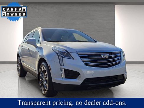 Used 2018 Cadillac XT5 Premium Luxury w/ Driver Assist Package image 2