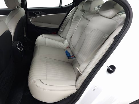 Used 2026 Genesis G70 3.3T Sport Prestige image 30