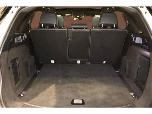 Used 2021 Land Rover Discovery Sport S image 17