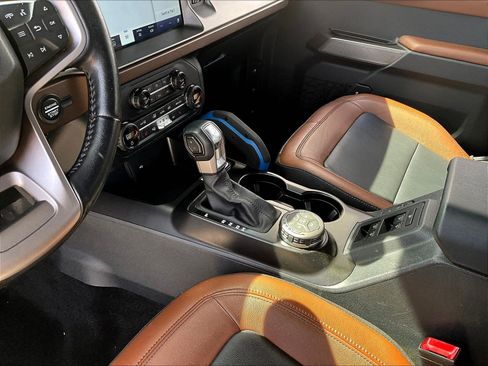 Used 2021 Ford Bronco Outer Banks AWD/4WD image 17
