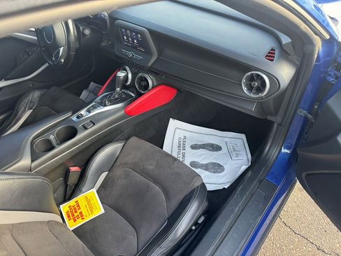 Used 2020 Chevrolet Camaro LT image 12