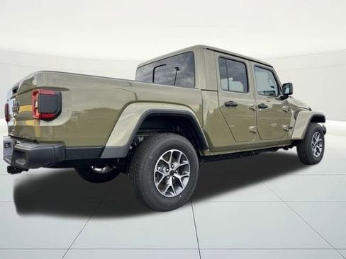 New 2025 Jeep Gladiator Sport image 4