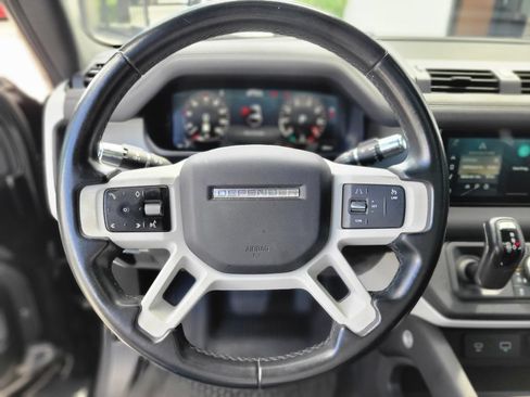 Used 2022 Land Rover Defender 90 X-Dynamic S AWD/4WD image 18