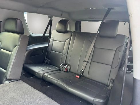 Used 2020 Chevrolet Suburban LT AWD/4WD image 23