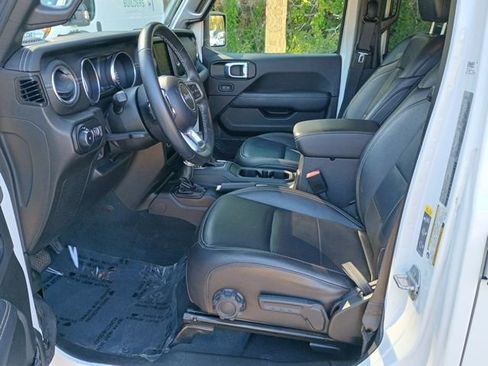 Used 2022 Jeep Wrangler Unlimited Sahara w/ LED Lighting Group image 26