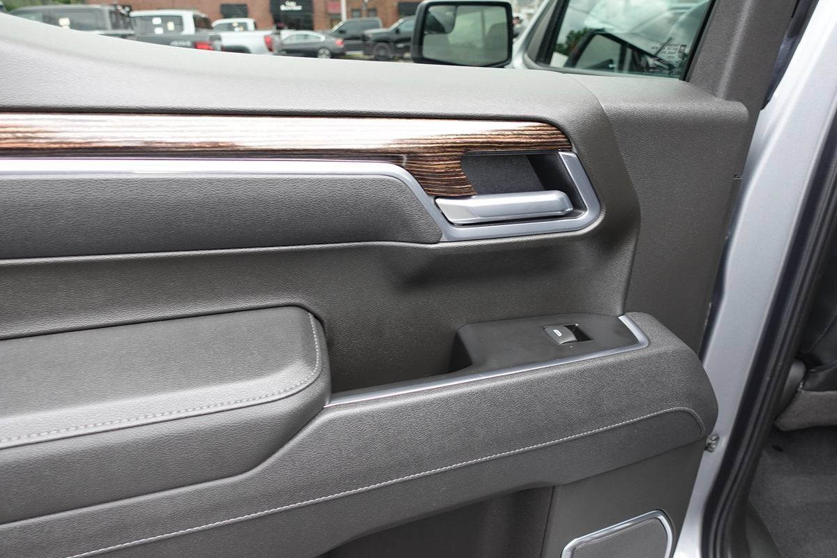 Used 2025 GMC Sierra 1500 Elevation AWD/4WD image 22