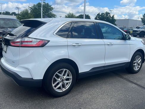 Used 2023 Ford Edge SEL AWD/4WD image 5