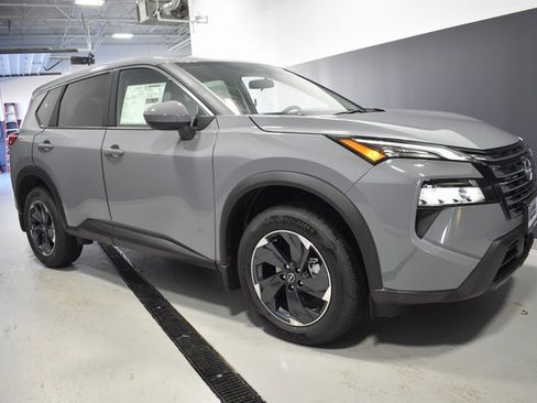 New 2026 Nissan Rogue SV image 7