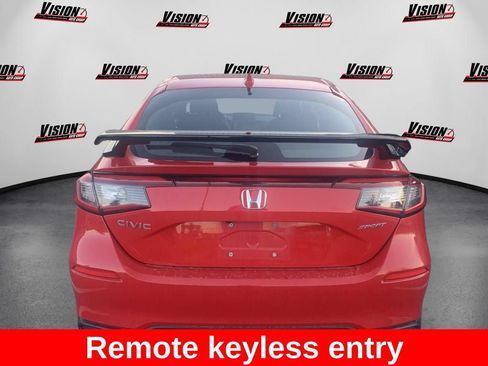 Used 2024 Honda Civic Sport image 4