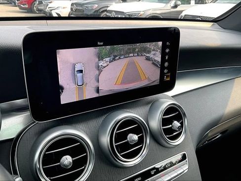 Certified 2022 Mercedes-Benz GLC 300 4MATIC w/ Multimedia Package Lite image 23