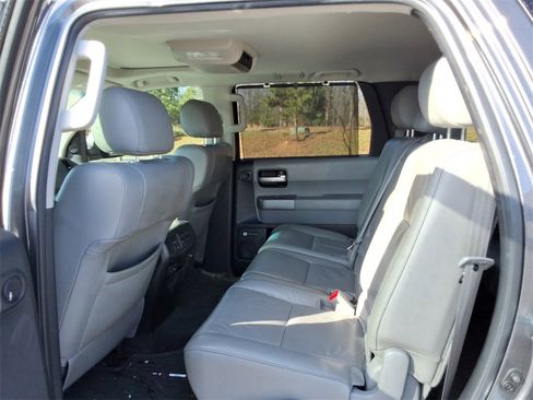 Used 2015 Toyota Sequoia Limited image 11