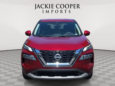 Used 2023 Nissan Rogue SV FWD image 2