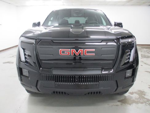 New 2026 GMC Sierra EV Elevation w/ Premium Package image 9