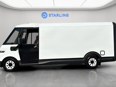 Used 2024 Chevrolet Brightdrop 600 w/ Battery Pack, Max Range image 4