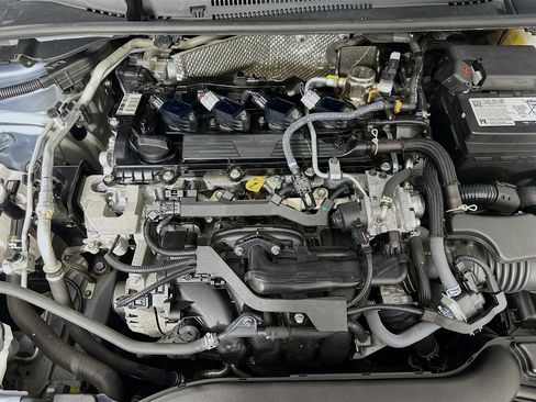 Used 2024 Toyota Corolla LE image 31