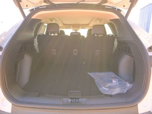 New 2025 Ford Escape SE image 21