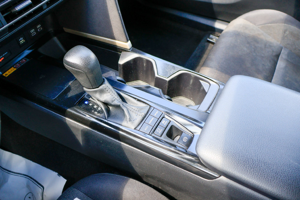 Used 2025 Toyota Camry LE FWD image 15