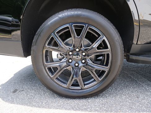 New 2025 Chevrolet Tahoe Premier image 11