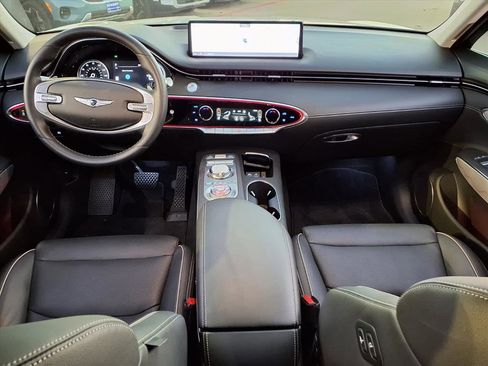 Used 2024 Genesis GV70 2.5T w/ Advanced Package image 6