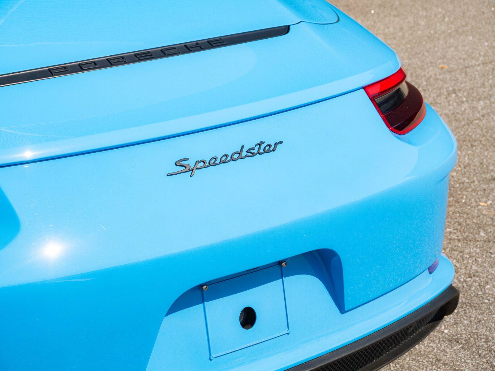 Used 2019 Porsche 911 Speedster RWD image 27