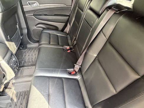 Used 2021 Jeep Grand Cherokee Limited w/ Premium Lighting Group AWD/4WD image 32