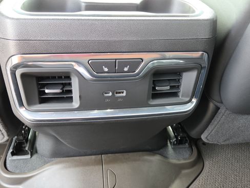 Used 2026 GMC Sierra 1500 Denali Ultimate AWD/4WD image 16