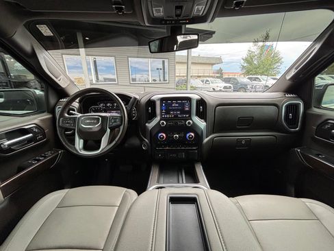 Used 2021 GMC Sierra 1500 SLT w/ SLT Convenience Package AWD/4WD image 22