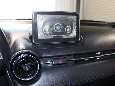 Used 2016 Scion iA FWD image 18