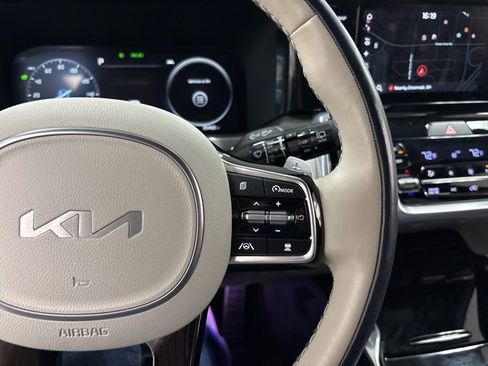 Used 2023 Kia Sorento SX Prestige image 26