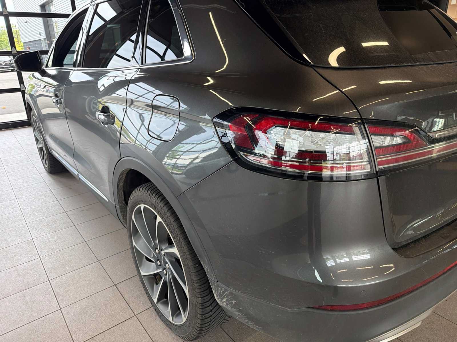 Used 2019 Lincoln Nautilus Reserve w/ Ultimate Package AWD/4WD image 13
