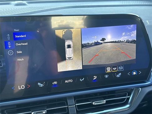 New 2026 Chevrolet Equinox EV LT image 12