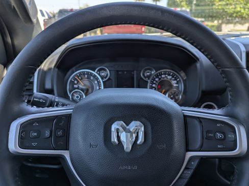 Used 2021 RAM 1500 Big Horn image 26