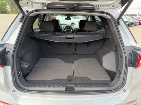 Used 2021 Chevrolet Equinox LT image 12