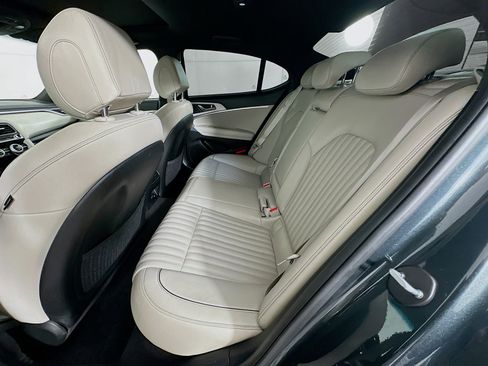 Used 2023 Genesis G70 2.0T w/ Sport Prestige Package image 29