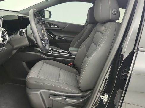 Used 2025 Chevrolet Equinox LT w/ Safety and Technology Package image 15