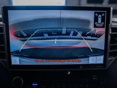 Used 2023 Toyota Tundra Limited w/ Power Package image 47