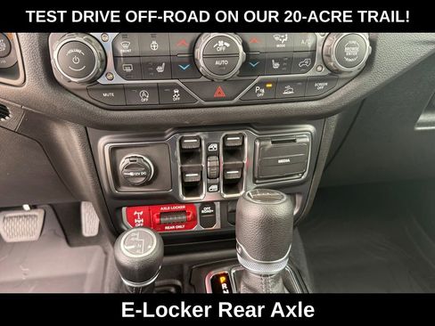 New 2026 Jeep Gladiator Willys image 15