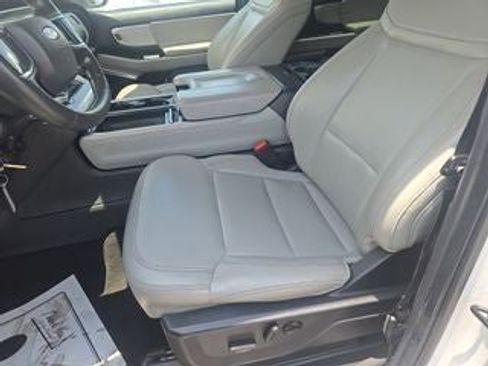 Used 2025 Ford Expedition Max Active AWD/4WD image 20