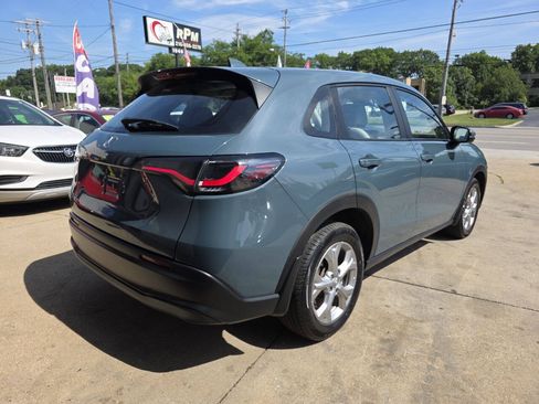 Used 2023 Honda HR-V LX image 7