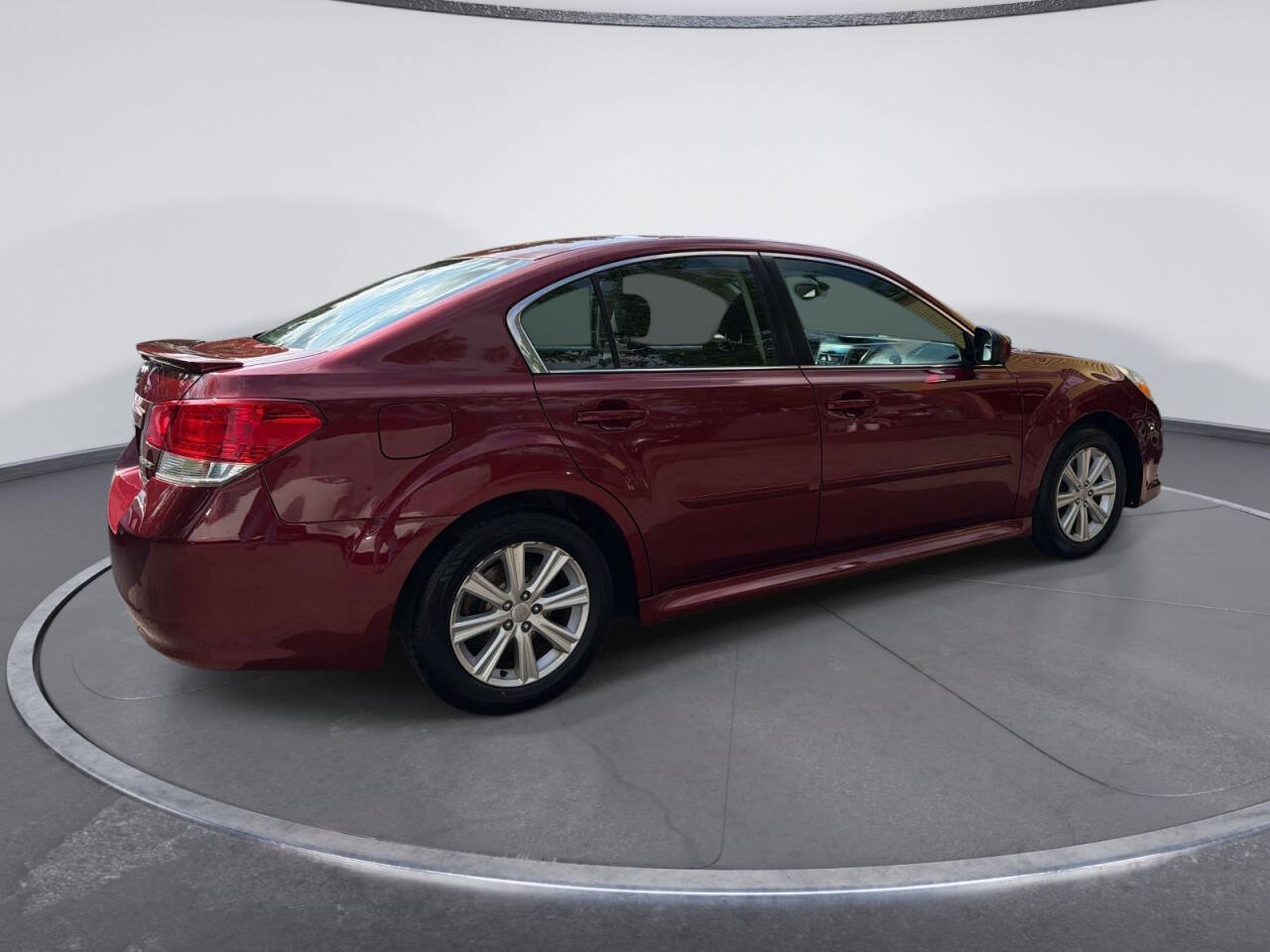Used 2011 Subaru Legacy 2.5i Premium AWD/4WD image 4